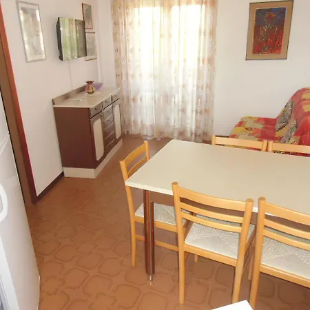Apartment Renata 26 *